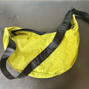 BAGGU Medium Nylon Crescent Bag-Avocado